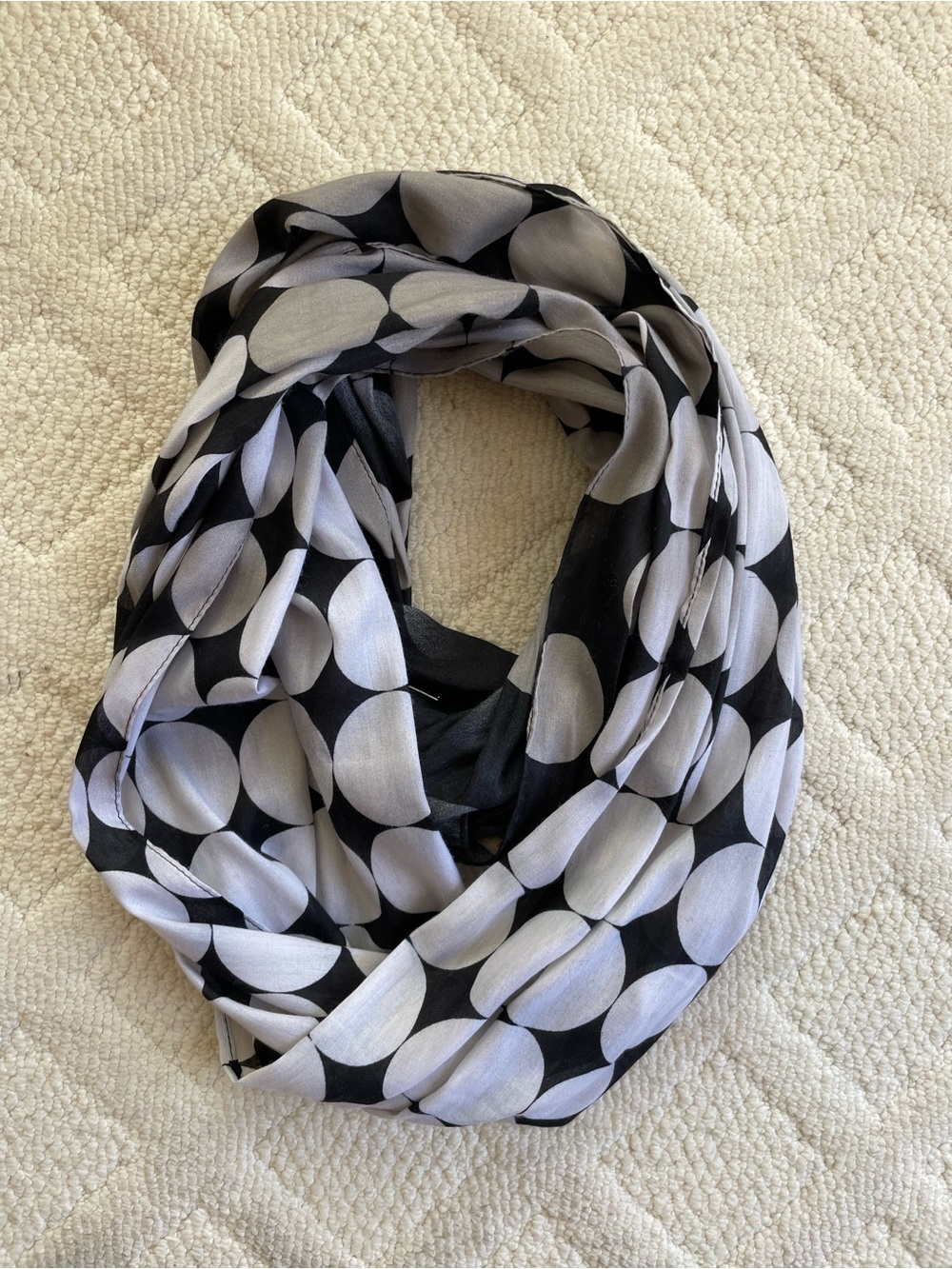 {Calvin Klein} Black/Gray Ombré Loose Cowl Scarf
